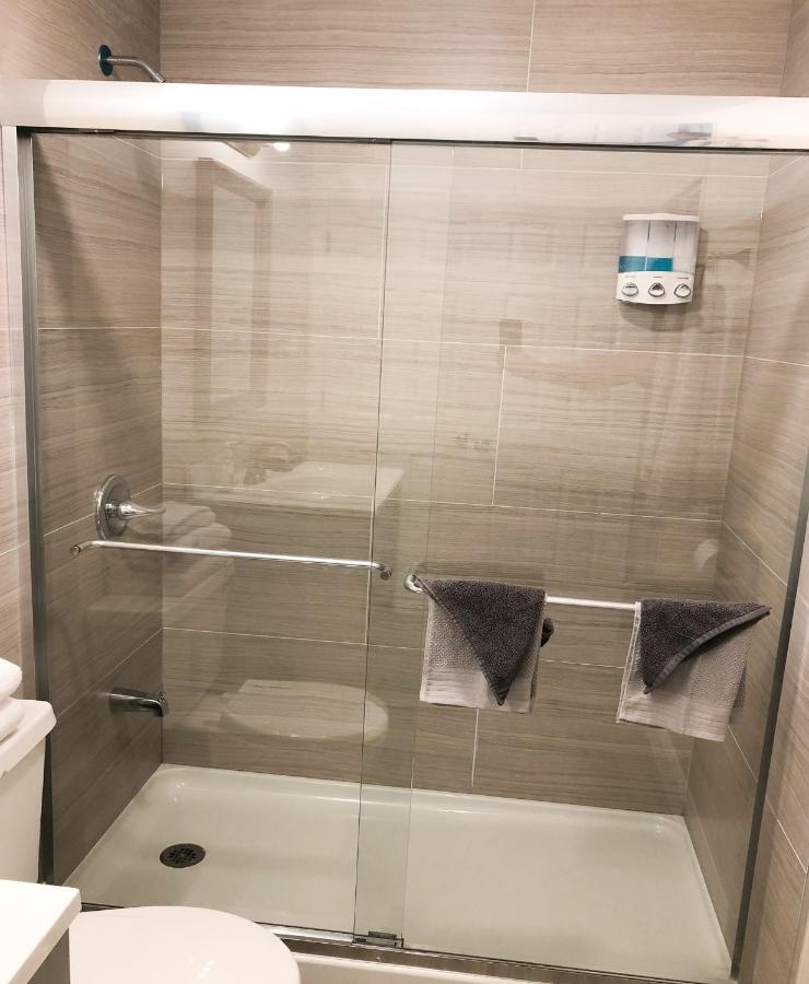 Lazy Cuckoo Inn - Sleek And Stylish Studio Apartments Fort Myers Beach Eksteriør billede